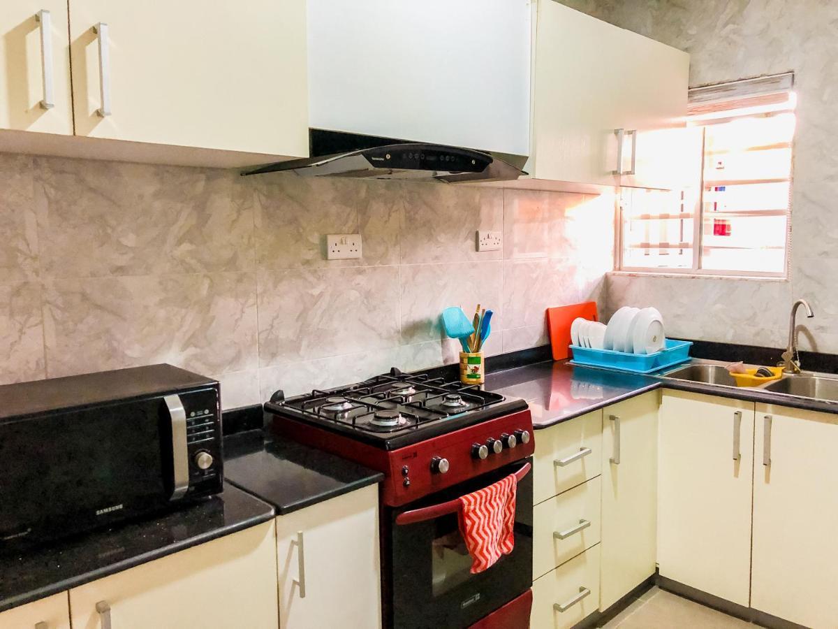 Crayford Homes Ikeja Exteriör bild