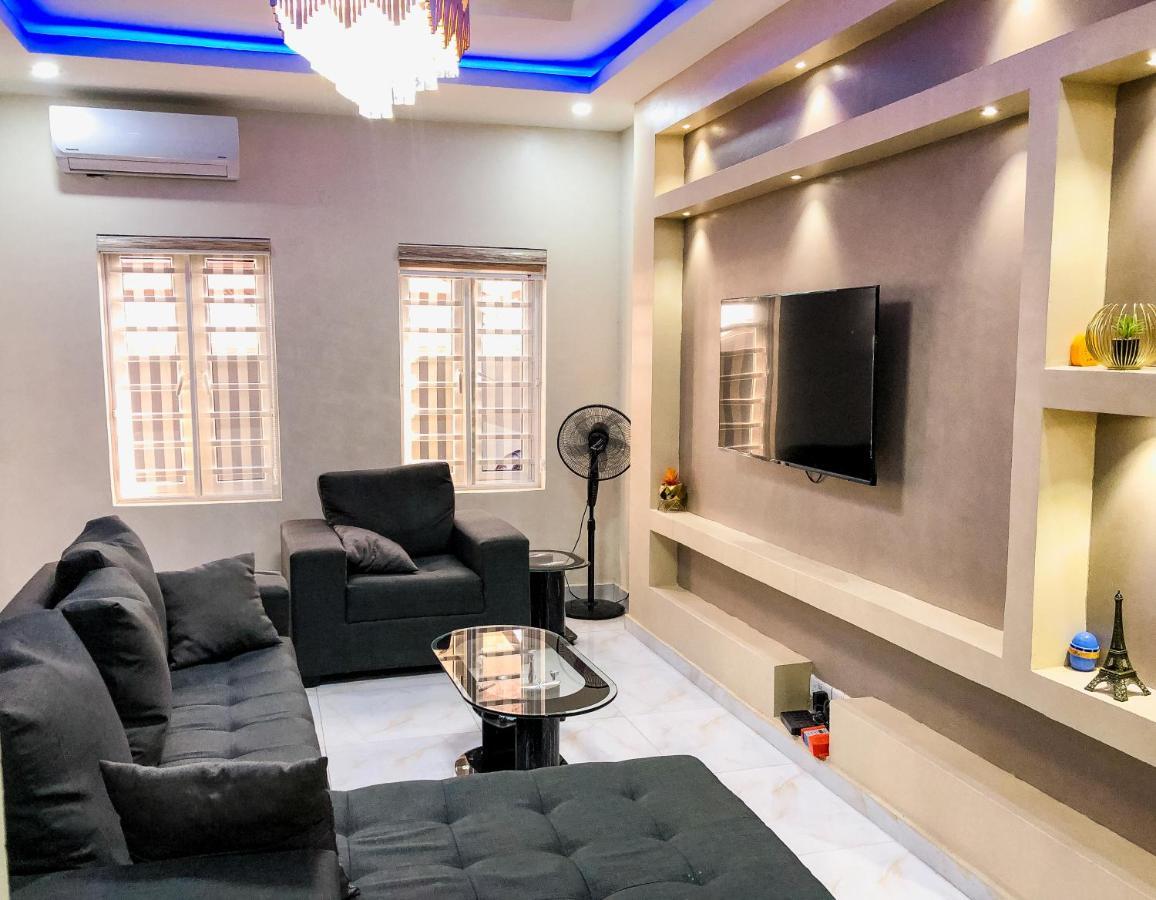 Crayford Homes Ikeja Exteriör bild