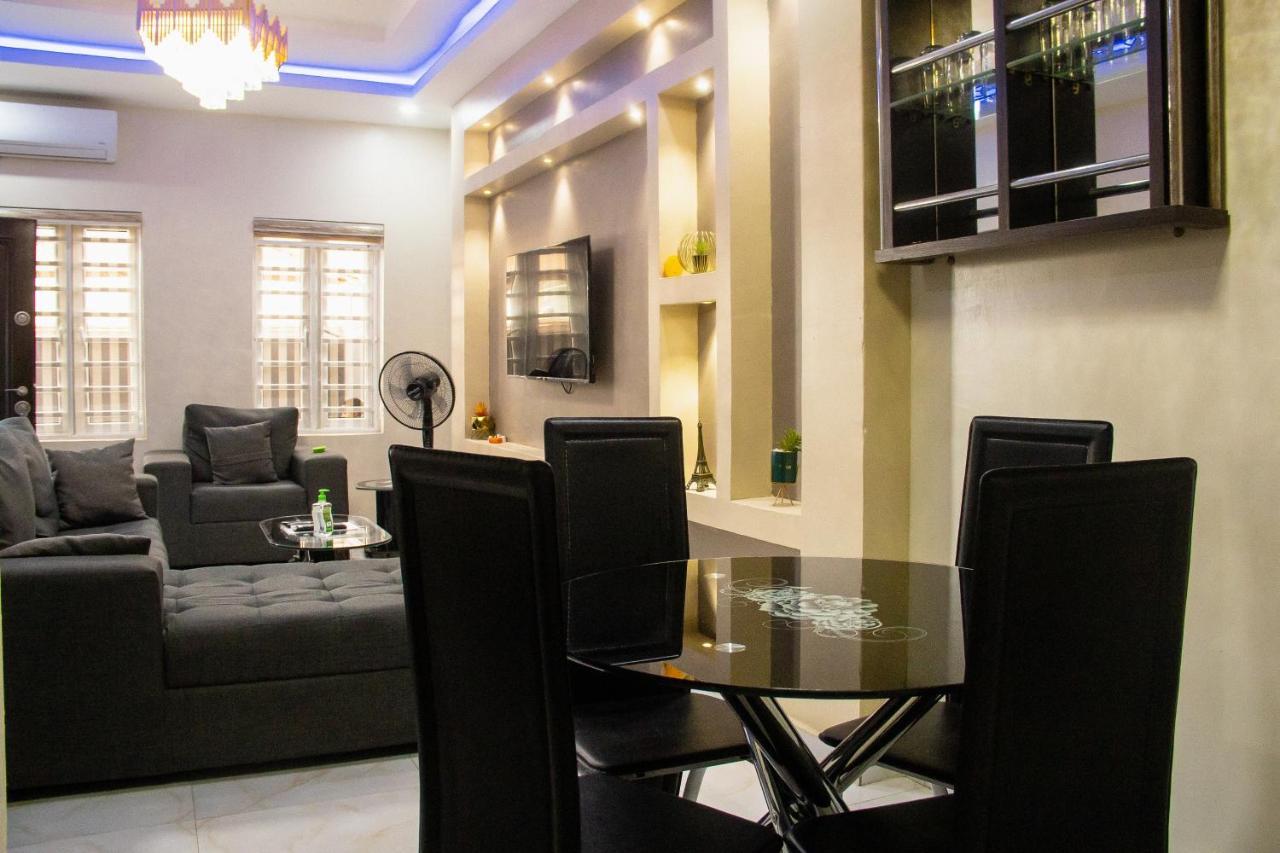 Crayford Homes Ikeja Exteriör bild